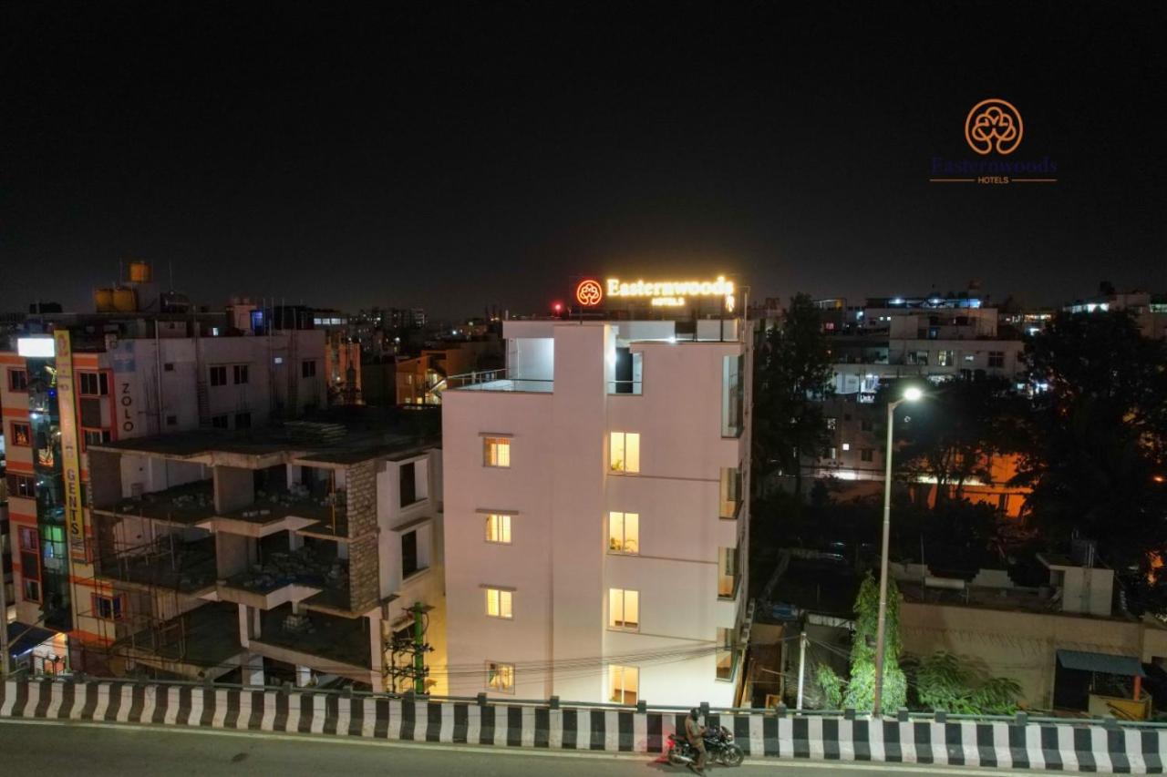 Easternwoods Hotels Bangalore Exterior photo